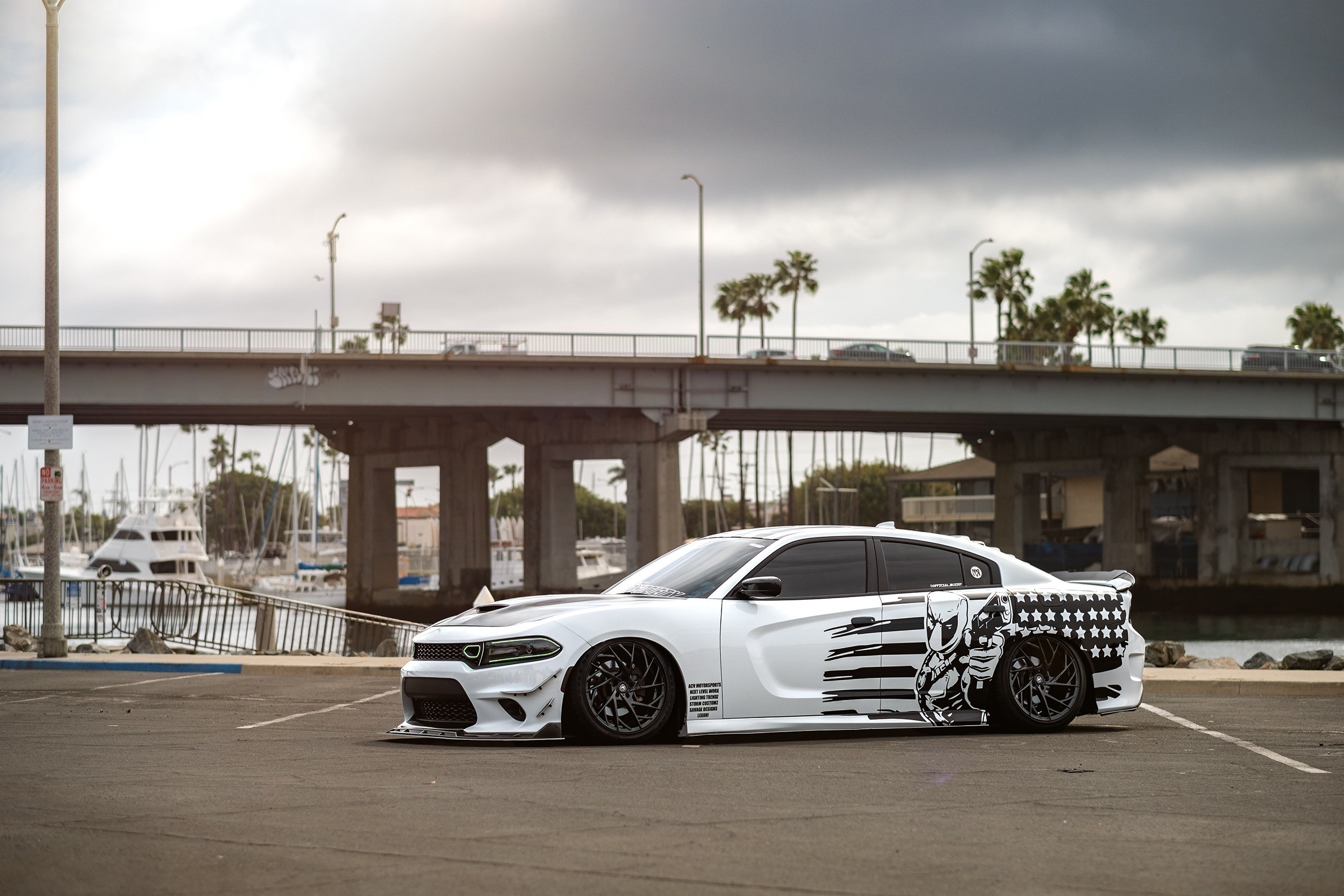 Charger SRT on Renzo Mugello FB Finish