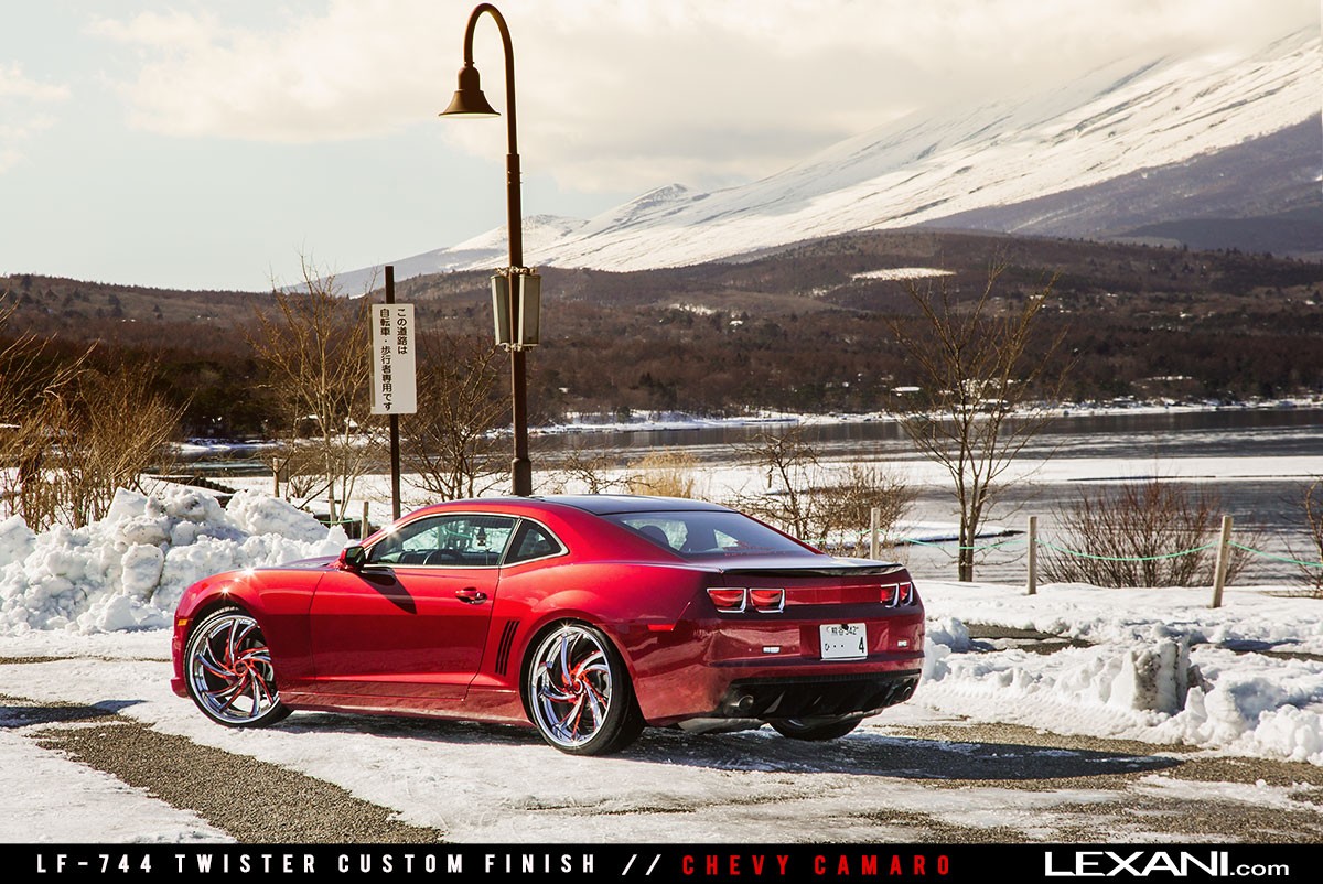 Chevy Camaro on LF-744 Twister %282%29