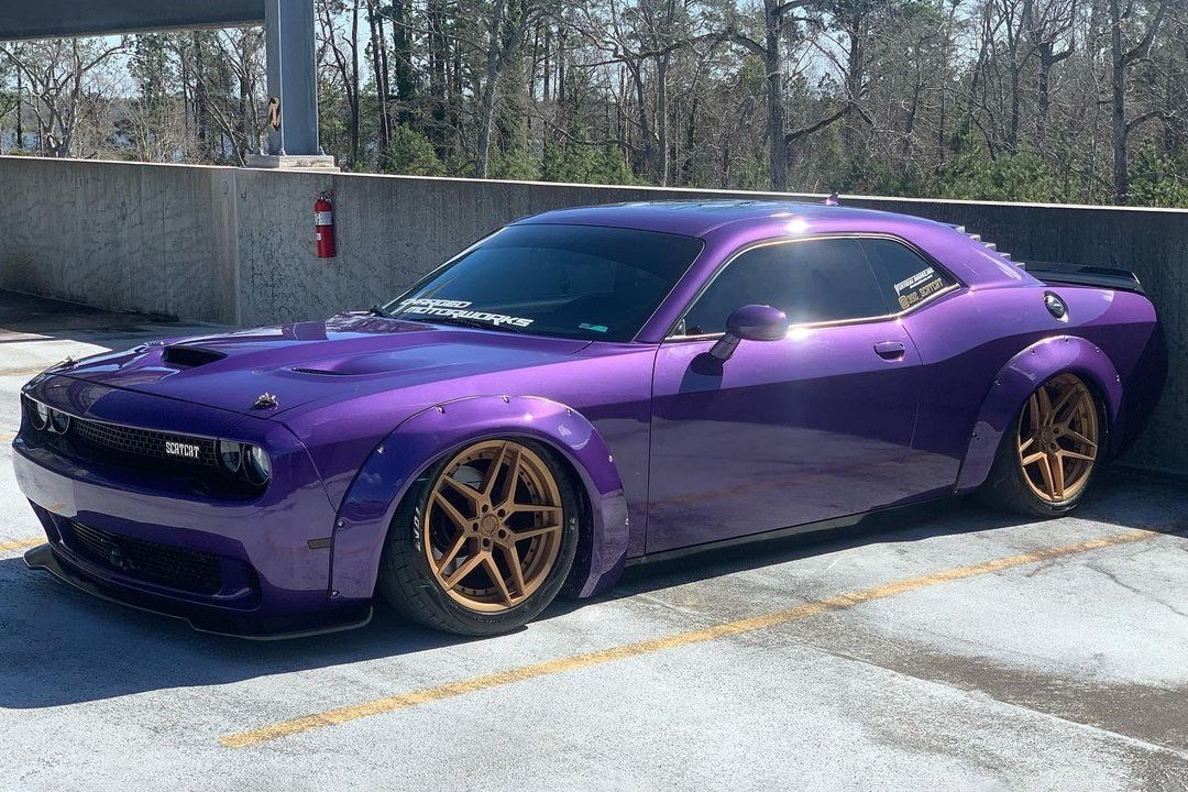 Custom Challenger on Spike – Satin Bronze