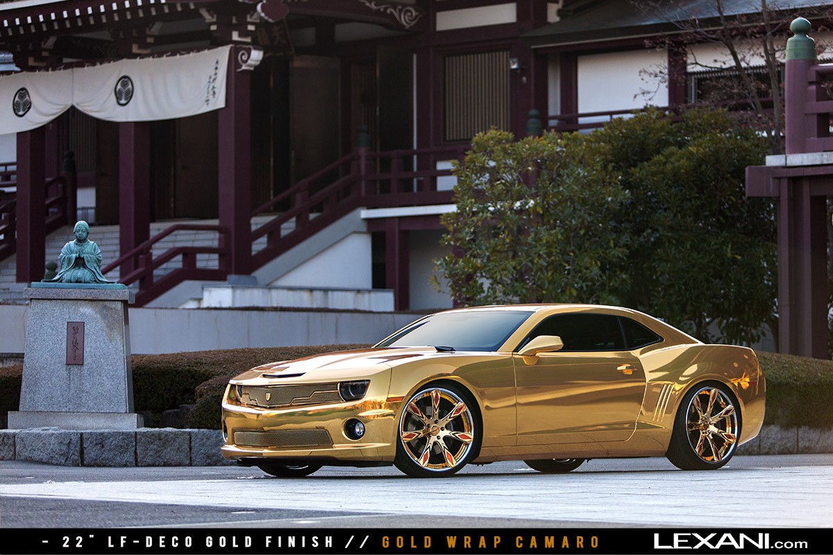 Gold Wrapped Camaro on LF-Deco