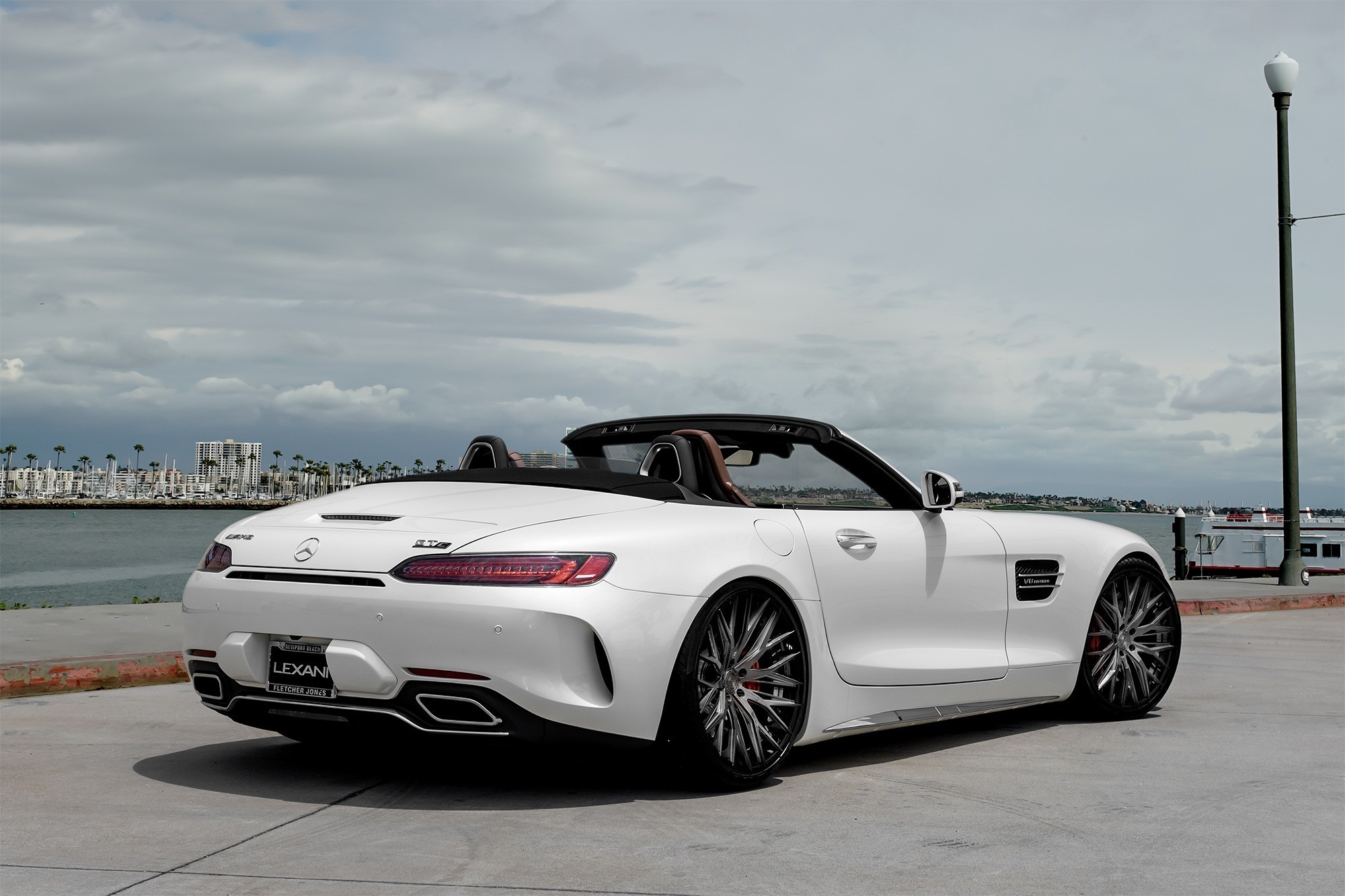 Mercedes GT C on LZ-Aries %282%29